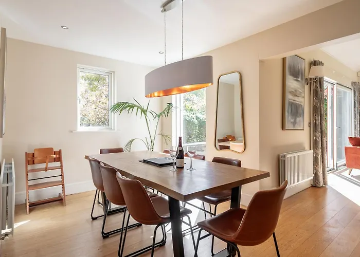 Large To Sleep 8 In Kenmare. Free Use Of Pool Onsite Casa vacanze